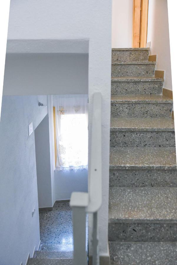 Villa Casa Marta Iun Q1985 Nuoro  Exterior foto